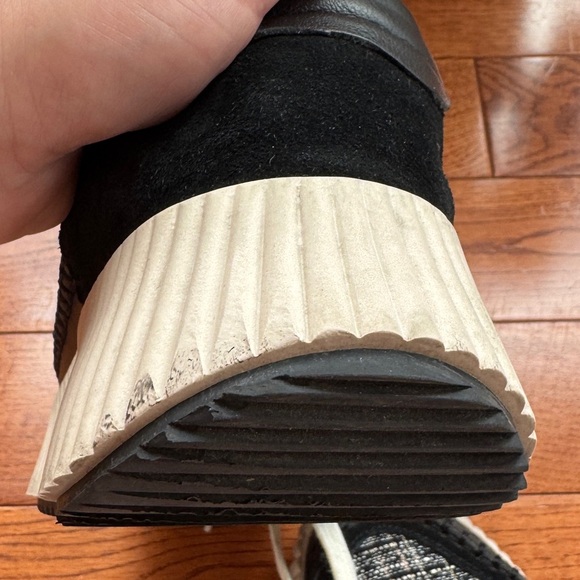 DOLCE VITA Dolen Denae sneakers Cream and black platform Size 8 - Picture 9 of 10